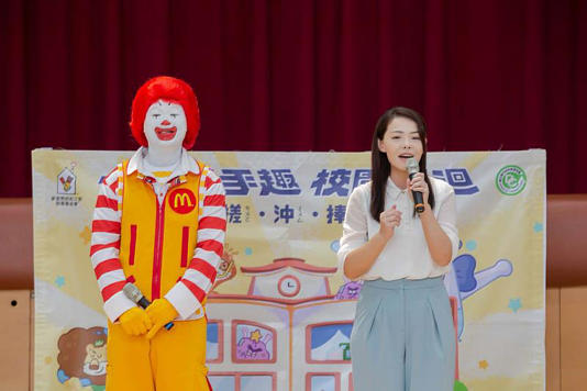 預防腸病毒！ 高虹安市長攜手麥當勞叔叔之家慈善基金會前進校園 宣導正確洗手5步驟